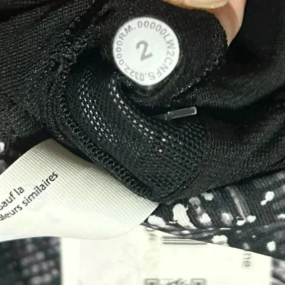 Lululemon Energy Longline Bra - Picture 8 of 8